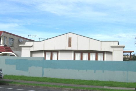 Photo of property in 2/85 Macleans Road, Bucklands Beach, Auckland, 2014