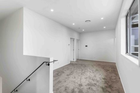 Photo of property in 1a Bernard Street, Papatoetoe, Auckland, 2025