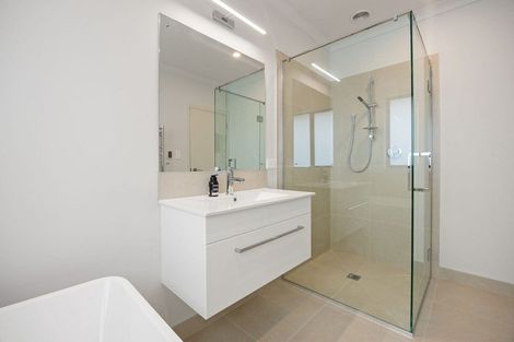 Photo of property in 44 Norfolk Drive, Cambridge, 3434