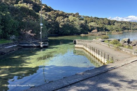 Photo of property in 8 Whakamoenga Point, Acacia Bay, Taupo, 3385