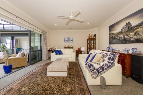 Photo of property in 3 Roseberry Place, Whitianga, 3510