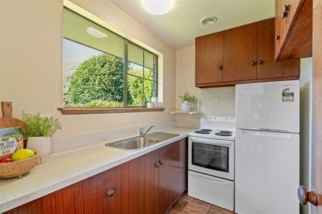 Photo of property in 14 Resolution Place, Bryndwr, Christchurch, 8053