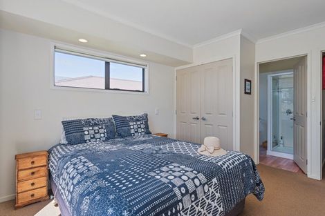 Photo of property in 15 Marlin Street, Whitianga, 3510