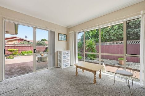 Photo of property in 23 Millington Place, Huntington Park, Auckland, 2013