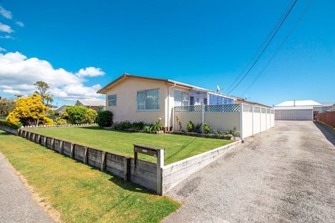 Photo of property in 48 Peel Street, Westport, 7825