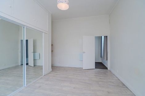 Photo of property in 24 Luxford Street, Berhampore, Wellington, 6023