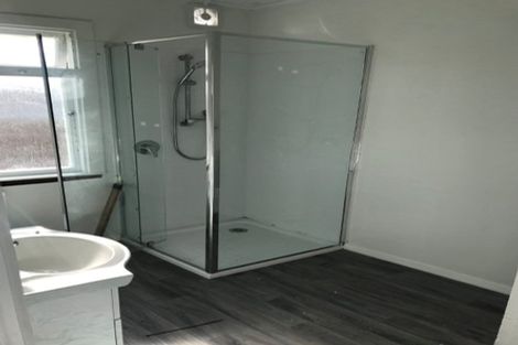Photo of property in 1-5/65 Grey Road, Timaru, 7910