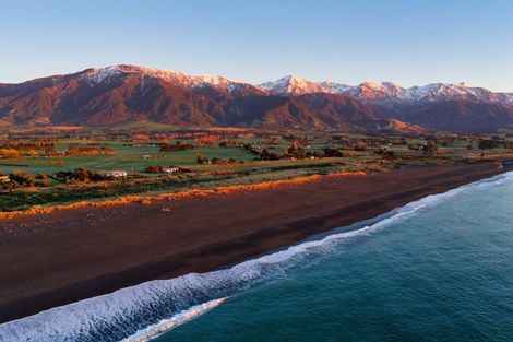 Photo of property in 44 Beach Road, Kaikoura Flat, Kaikoura, 7371