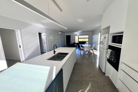 Photo of property in 43 Kikorangi Drive, Wainui, Silverdale, 0992