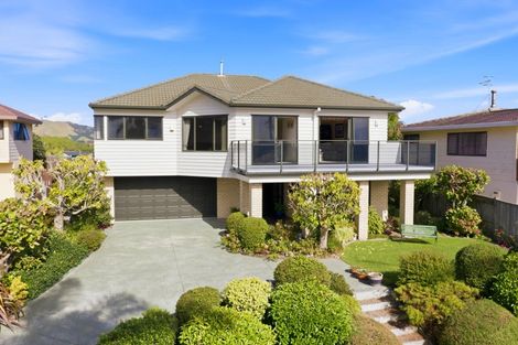 Photo of property in 90 Dickson Road, Papamoa Beach, Papamoa, 3118