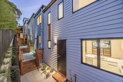 Photo of property in 10 Alexander Avenue, Torbay, Auckland, 0630