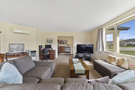 Photo of property in 3 De Bettencor Place, Mount Pisa, Cromwell, 9383