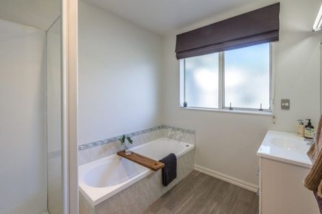 Photo of property in 43 Murray Court, Paraparaumu Beach, Paraparaumu, 5032