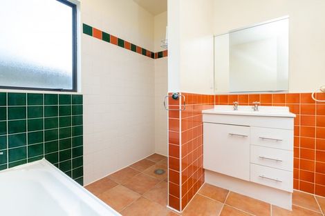 Photo of property in 10 Montpelier Drive, Taradale, Napier, 4112