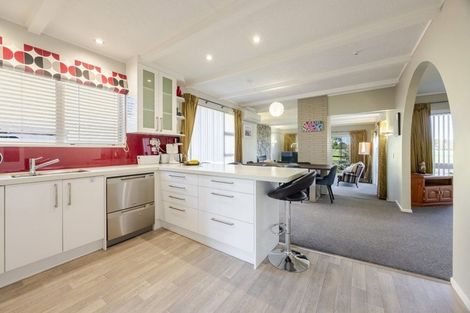 Photo of property in 104 Freyberg Avenue, Tamatea, Napier, 4112