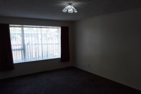 Photo of property in 120 Grahams Road, Burnside, Christchurch, 8053