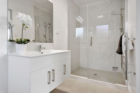 Photo of property in 12 Hehan Close, Cambridge, 3434