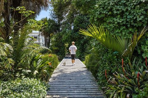Photo of property in 1 Ocean View Terrace, Orewa, 0931
