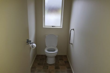 Photo of property in Rangeview Villas, 22/9 Fuller Close, Levin, 5510