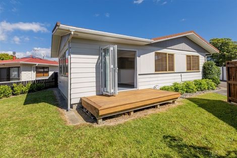 Photo of property in 92 Kennedy Drive, Levin, 5510