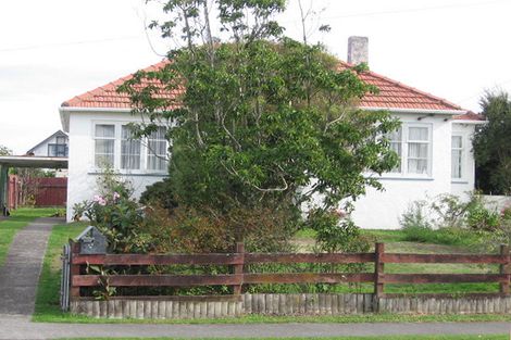 Photo of property in 3 Gillespie Street, Taita, Lower Hutt, 5011