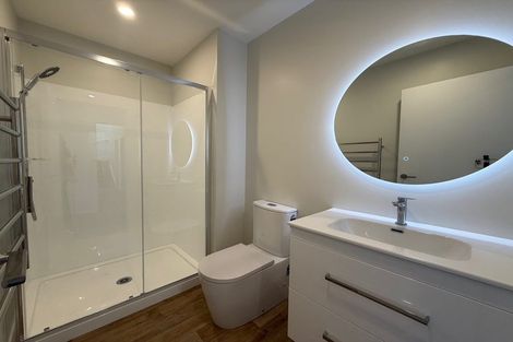 Photo of property in 23 Mana View Road, Paremata, Porirua, 5026