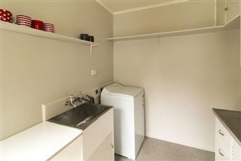 Photo of property in 37u2 Frankmoore Avenue, Johnsonville, Wellington, 6037