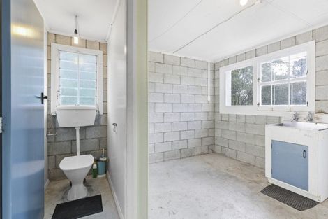 Photo of property in 106 Atawhai Road, Fitzherbert, Palmerston North, 4410