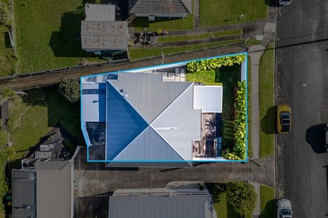 Photo of property in 1/20 Corrella Road, Belmont, Auckland, 0622