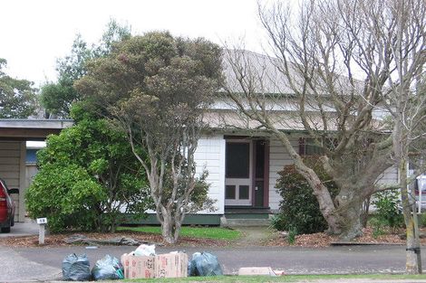 Photo of property in 19 Colombo Street, Hokowhitu, Palmerston North, 4410