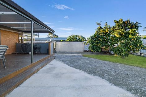 Photo of property in 77 Avondale Road, Taradale, Napier, 4112