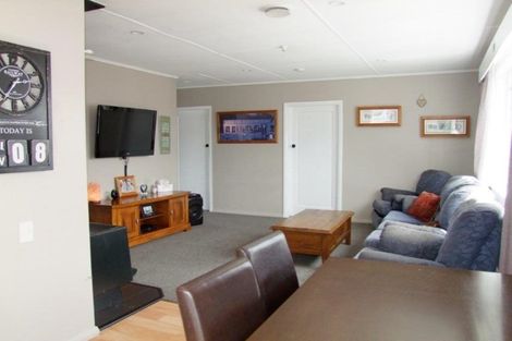Photo of property in 52 Johnson Street, Milton, 9220