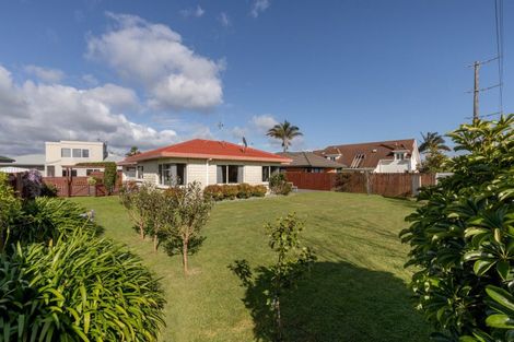 Photo of property in 22 Azalea Dell, Mount Maunganui, 3116