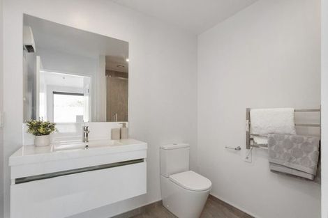 Photo of property in 62 Cleveland Street, Edgeware, Christchurch, 8013