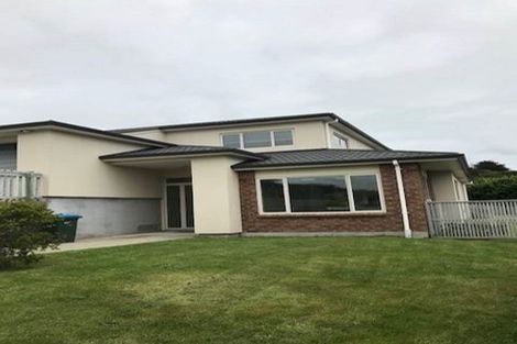 Photo of property in 33 Aspiring Terrace, Aotea, Porirua, 5024