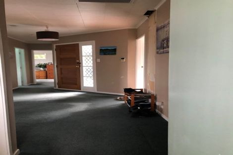 Photo of property in 8a Arnot Avenue, Clouston Park, Upper Hutt, 5018