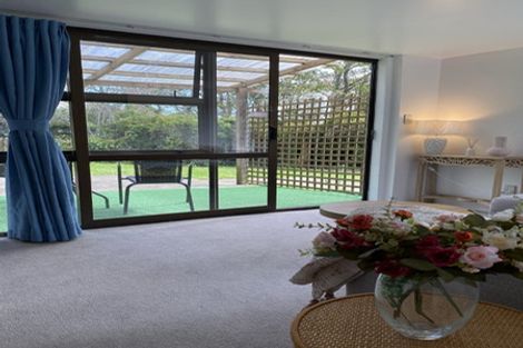 Photo of property in 244 Point View Drive, East Tamaki Heights, Auckland, 2016