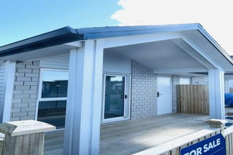 Photo of property in 9 Noia Way, Karaka, 2113