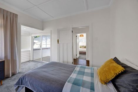 Photo of property in 2 Moana Crescent, Blagdon, New Plymouth, 4310