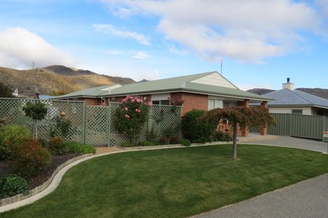 Photo of property in 64 Erris Street, Cromwell, 9310