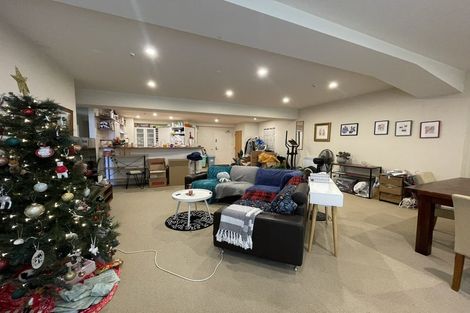 Photo of property in Construction House, 52/80u Kent Terrace, Mount Victoria, Wellington, 6011