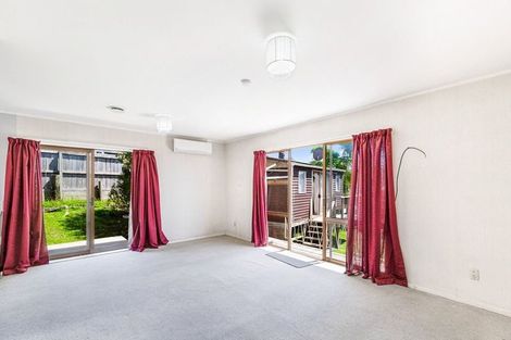 Photo of property in 1/4173a Great North Road, Glen Eden, Auckland, 0602