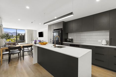 Photo of property in 3/5 Northlake Drive, Wanaka, 9305