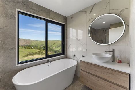 Photo of property in 208 Penruddock Rise, Westmorland, Christchurch, 8025
