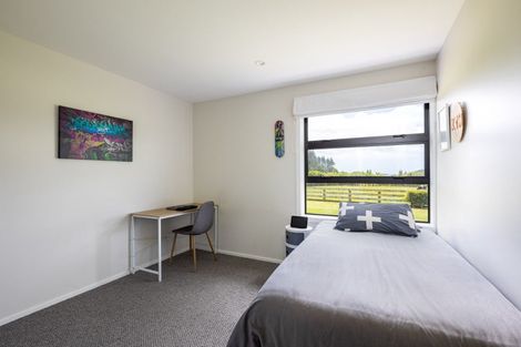 Photo of property in 13 Thomason Road, Egmont Village, New Plymouth, 4371