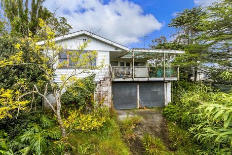 Photo of property in 120 Pupuke Road, Hillcrest, Auckland, 0627