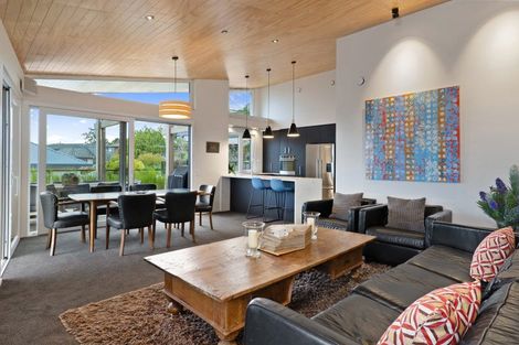Photo of property in 22 Woodlau Rise, Huntsbury, Christchurch, 8022