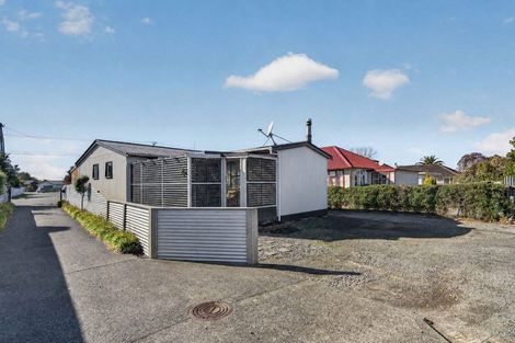 Photo of property in 100 Kuripuni Street, Kuripuni, Masterton, 5810