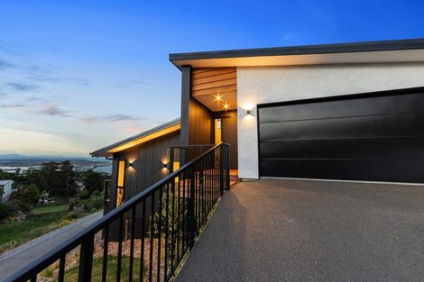 Photo of property in 307a Mount Pleasant Road, Mount Pleasant, Christchurch, 8081