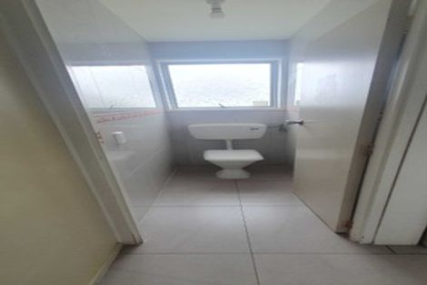 Photo of property in 23 Sunlands Drive, Manurewa, Auckland, 2102